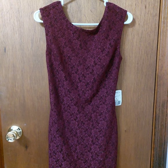 BNWT Forever 21 Lace Burgundy Wine Dress - Picture 1 of 4
